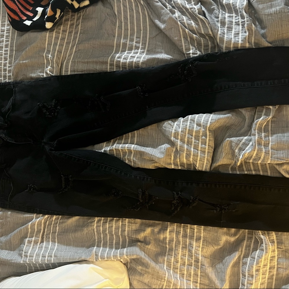 Empyre womens black ripped skinny jeans